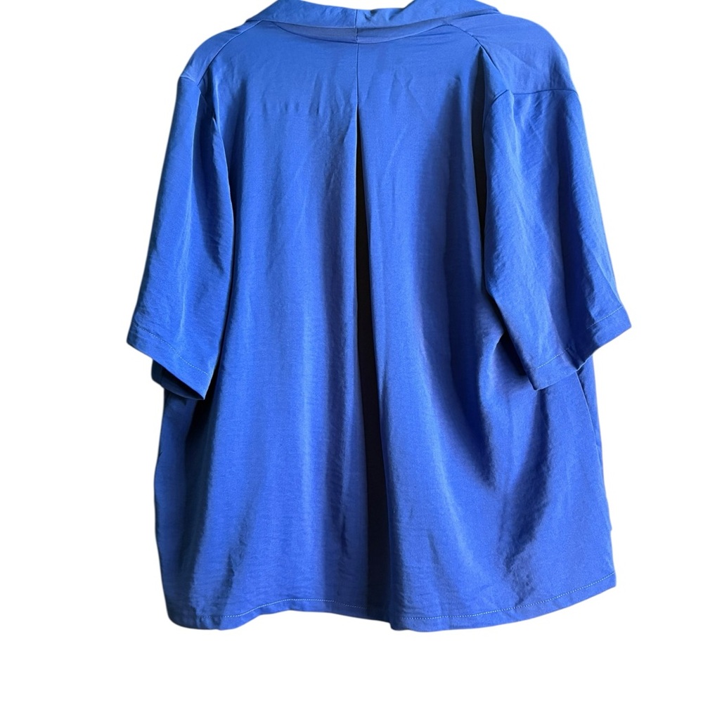 Oversized Boxy Blue Blouse with V-Neck - Picture 3 of 6